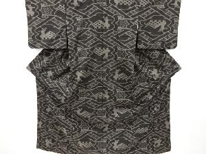 リサイクル　有栖川文様織り出し本場泥大島紬着物(5マルキ)